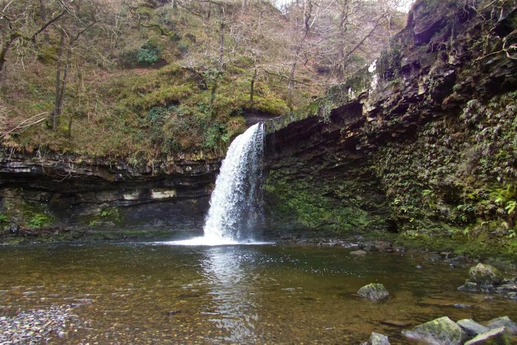 Mellte Avenue - Waterfalls House Pontneddfechan Exteriér fotografie